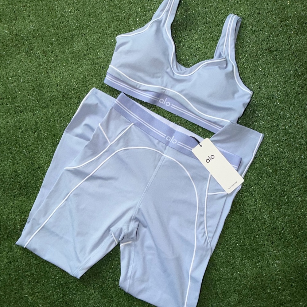 ALO Yoga Light Lavender Sport Bra & Biker Shorts Set